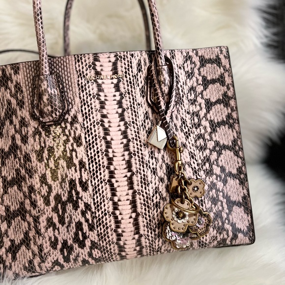 Michael Kors Handbags - 😱😍 Michael kors snakeskin satchel large size
